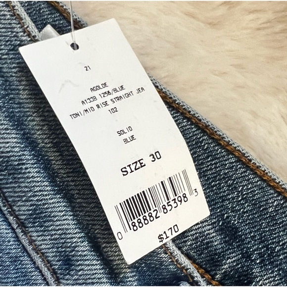 AGOLDE “Toni Mid Rise” Straight Jean - Picture 7 of 9